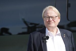Suecia anuncia tercer envío de armas a Ucrania, que incluye misiles antibuque