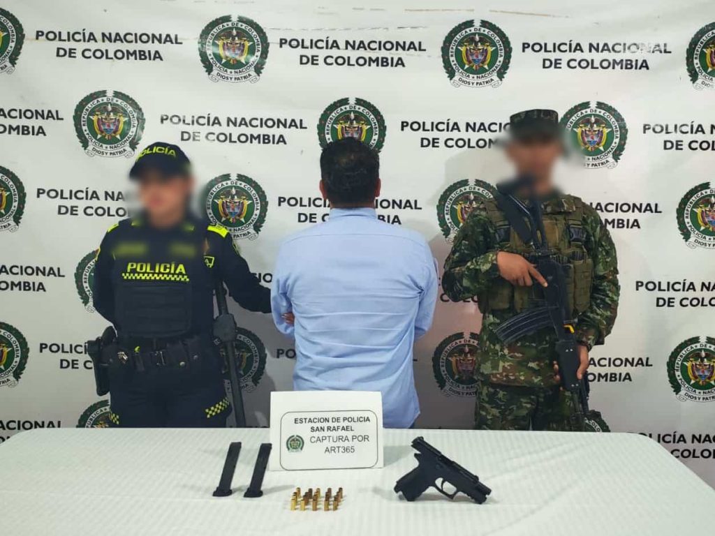 Capturan en San Rafael, Antioquia, a hombre con arma traumática y munición