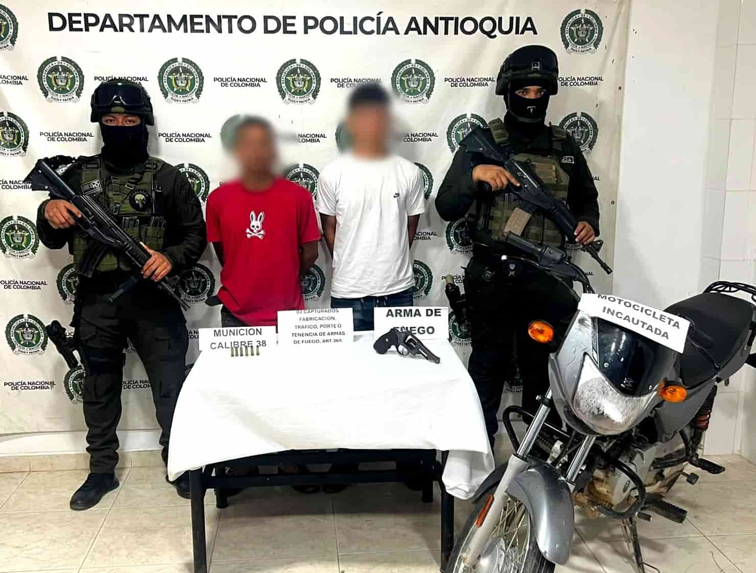 Capturan a dos hombres de 21 años por porte ilegal de arma de fuego en Segovia