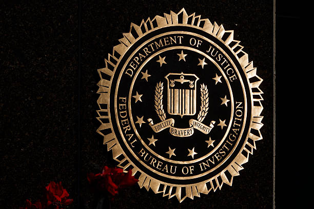 Video revela cómo el FBI interceptó a Eric Swalwell y confiscó sus dispositivos en San Francisco